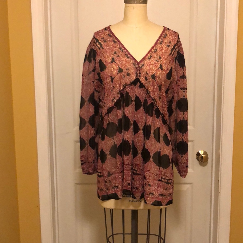 Rose & Olive Peplum Paisley Top